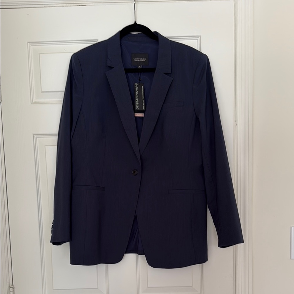 NWT Banana Republic Navy Suit Jacket - Machine Washable Wool